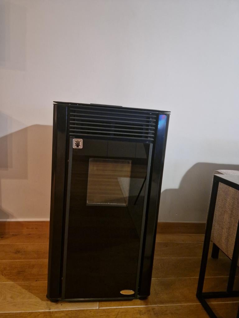15 kw Pelletkachel, Huis en Inrichting, Ophalen, Overige brandstoffen, Zo goed als nieuw, Pelletkachel