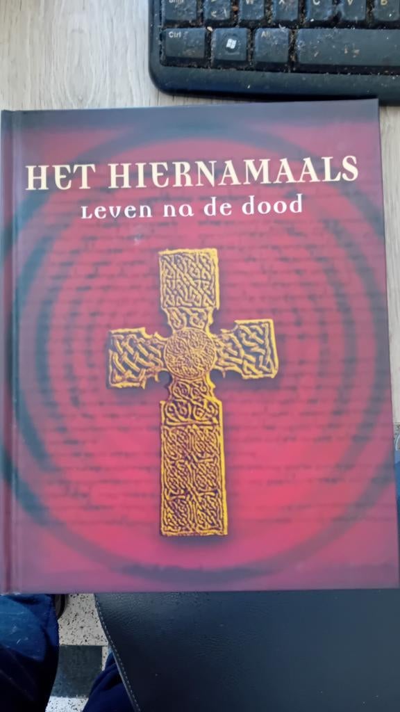 Het hiernamaals, Ophalen of Verzenden, Zo goed als nieuw