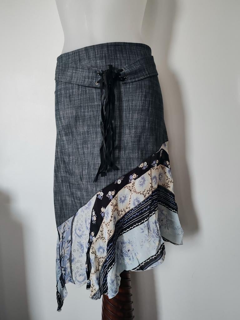 Jupe vintage asymétrique taille M Y2k Fabriqué en France, Vêtements | Femmes, Enlèvement ou Envoi, Comme neuf