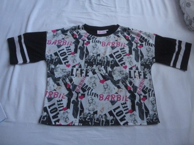 barbie t shirt, Kleding | Dames, Ophalen of Verzenden, Zo goed als nieuw, Maat 38/40 (M), Korte mouw