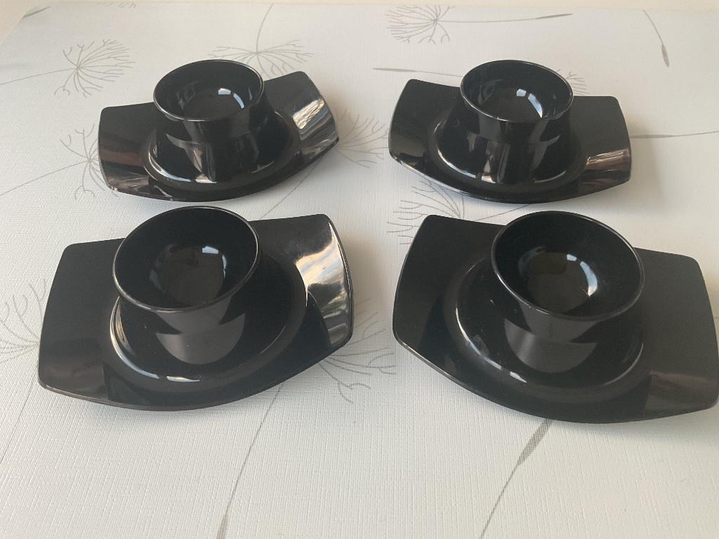 Eierdopjes, 4 stuks, Vinted, Huis en Inrichting, Keuken | Servies, Ophalen of Verzenden, Zo goed als nieuw