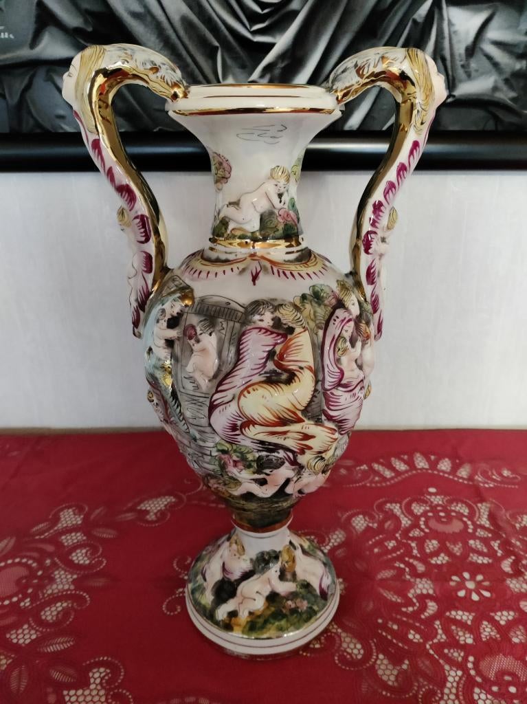 Prachtige & unieke vaas “Capodimonte”, Antiek en Kunst, Antiek | Porselein, Ophalen