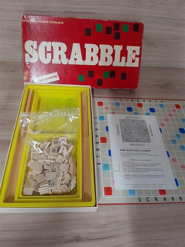 scrabble mindere doos houten letters [s1245], Hobby en Vrije tijd, Verzenden, Zo goed als nieuw