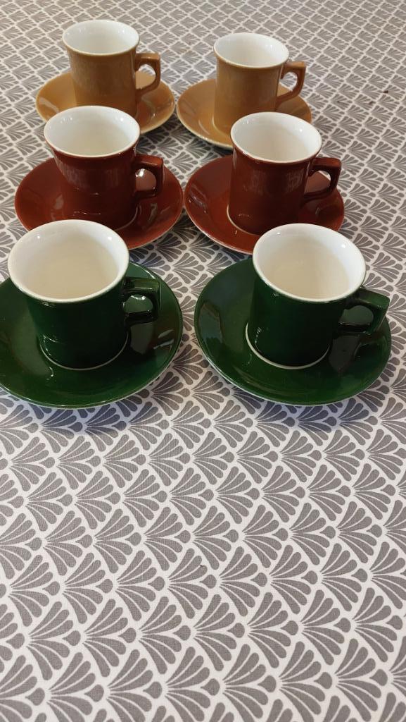 SOLDES Six tasses sous-tasses minimalisme italien Pagnosin, Enlèvement ou Envoi