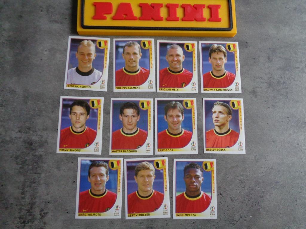 PANINI VOETBAL STICKERS WORLD CUP 2002  11x RODE DUIVELS, Verzenden, Nieuw