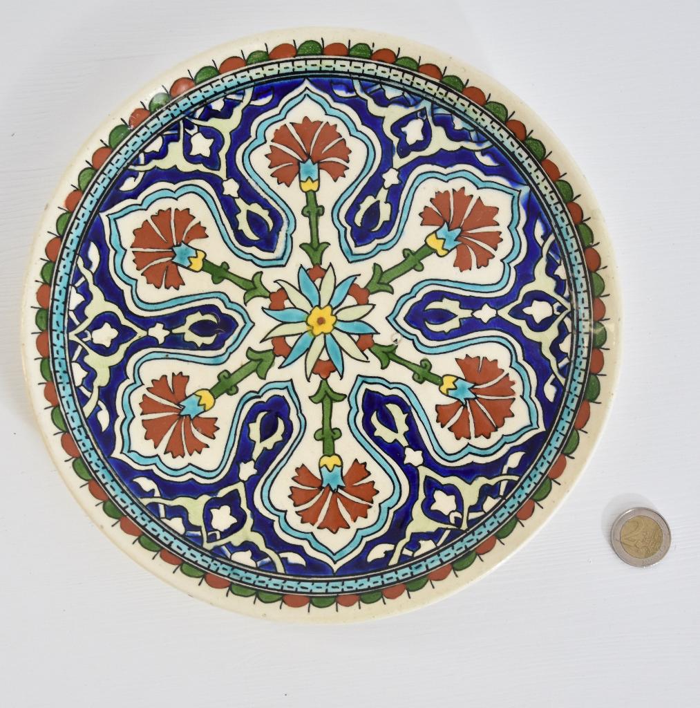 Handgeschilderd Turks Sierbord – Kütahya Çini (25 cm), Antiek en Kunst, Antiek | Keramiek en Aardewerk, Ophalen