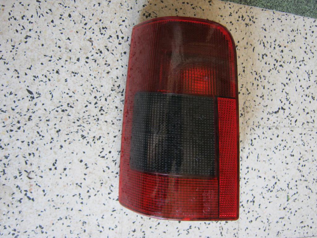 Feu arrière gauche peugeot partner 2005, Autos : Pièces & Accessoires, Enlèvement, Utilisé, Peugeot