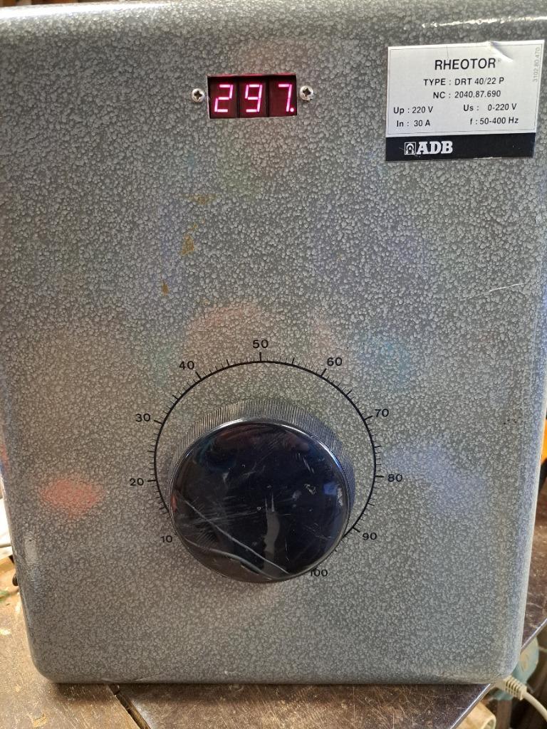 Rhéoteur ADB Variac 0 V -297 V à 30 A, Bricolage & Construction, Instruments de mesure, Comme neuf, Électricité, Enlèvement