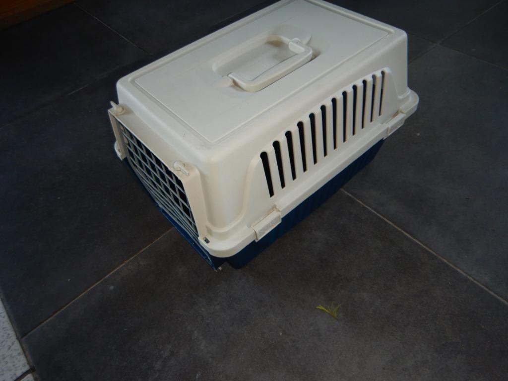 transport boxen te koop, Minder dan 60 cm, Ophalen of Verzenden, Zo goed als nieuw, Reiskooi of Transportbox