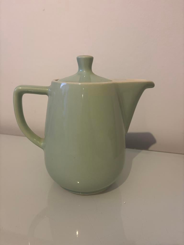 Cafetière rétro vert pastel Mellita, Antiquités & Art, Antiquités | Services (vaisselle) pièces, Enlèvement ou Envoi