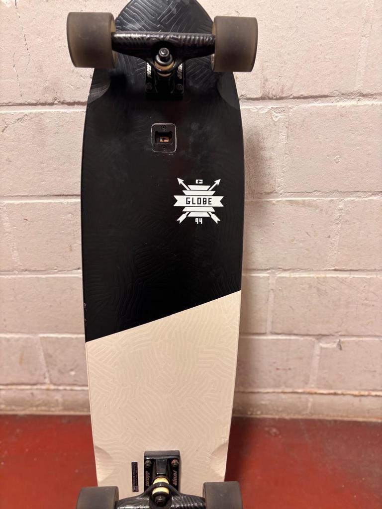 Globe cruiser big blazer, Sport en Fitness, Skateboarden, Ophalen, Zo goed als nieuw