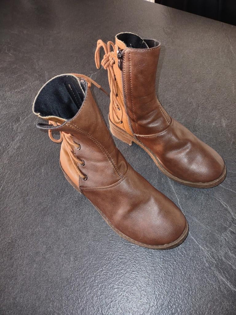 bruine hoge schoenen (laarsjes) - maat 37, Ophalen, Meisje, Laarzen, Zo goed als nieuw