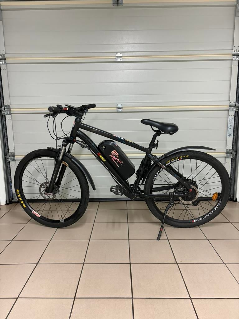 Vtt électrique avec gâghette d’accélération au pouce, Gebruikt, Vering, 10 tot 15 versnellingen, Overige maten
