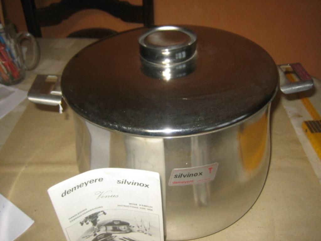 Demeyere, soepketel in Silvinox 18/10 model "Venus.,, Inox, Keramische plaat, Zo goed als nieuw, Ophalen