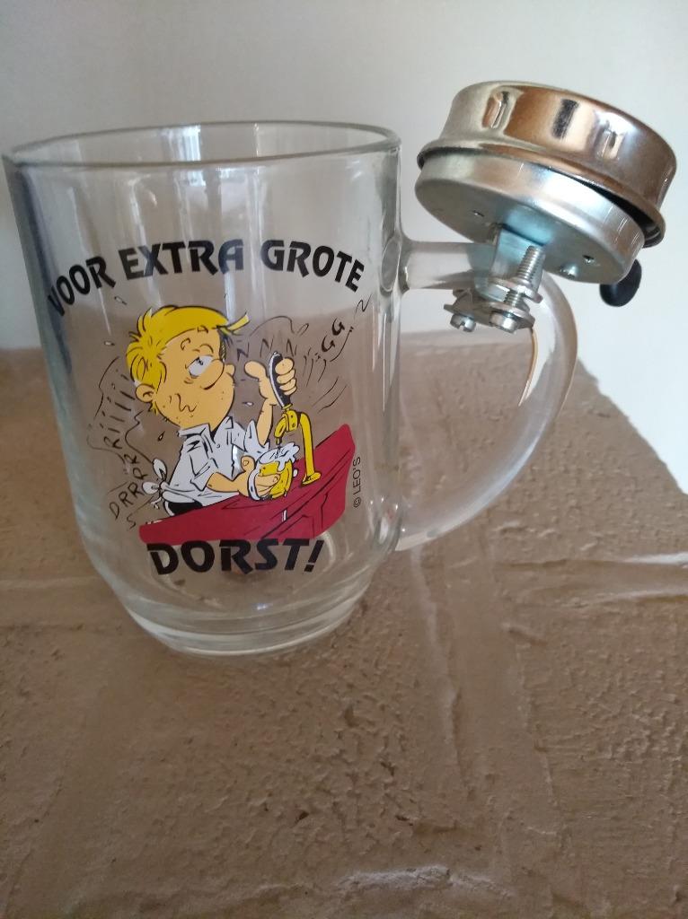 Bierglas met bel, Verzamelen, Ophalen of Verzenden, Bierglas