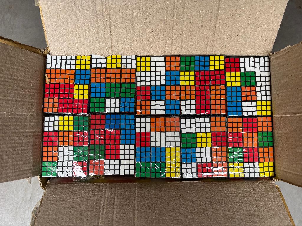 Doos met 1200 Magic Cubes (3cm), Ophalen of Verzenden, Nieuw