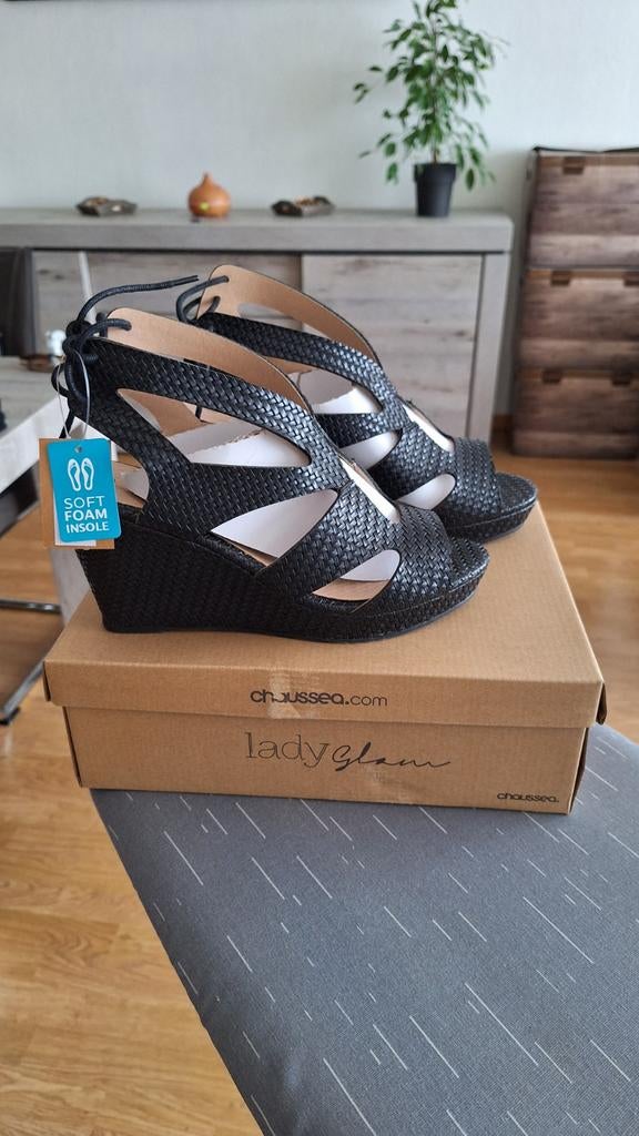 Zomerschoenen maat 39, nieuw., Ophalen of Verzenden
