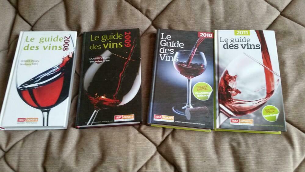 4 guides des vins 2008 à 2011, Enlèvement ou Envoi, Comme neuf