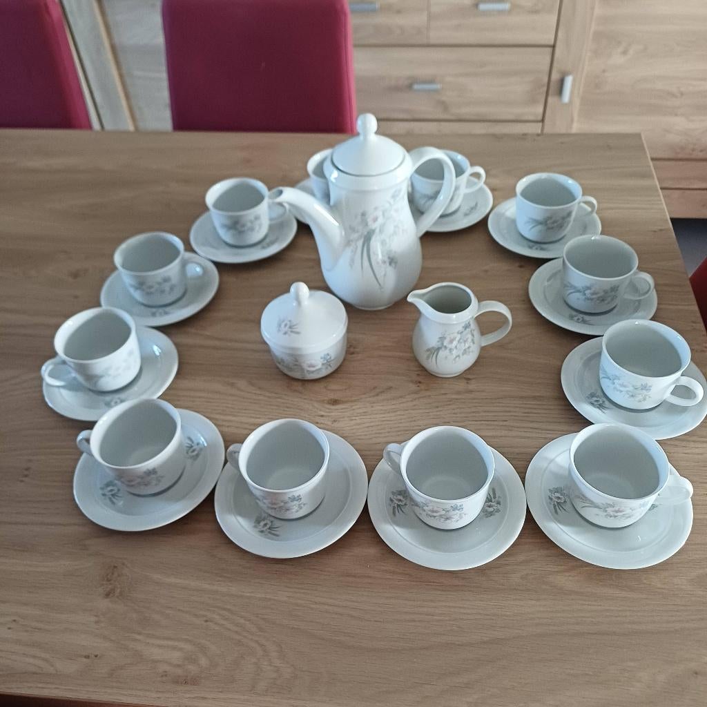 Service a café porcelaine KAHLA, Enlèvement