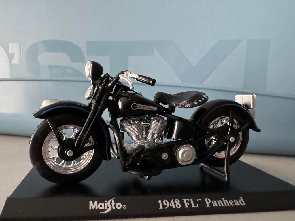 Maisto Harley-Davidson 1948 FL Panhead, Ophalen of Verzenden, Zo goed als nieuw, Maisto