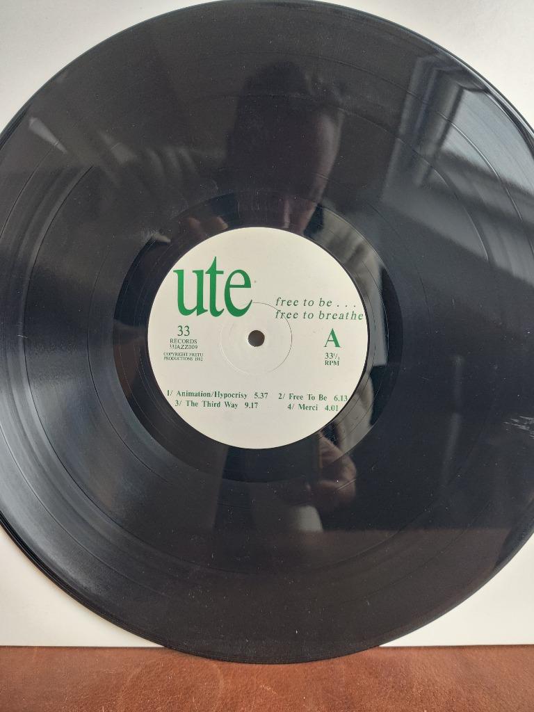Vinyl: Ute – Free To Be Free To Breathe, CD & DVD, Vinyles | Autres Vinyles, Utilisé, Enlèvement ou Envoi