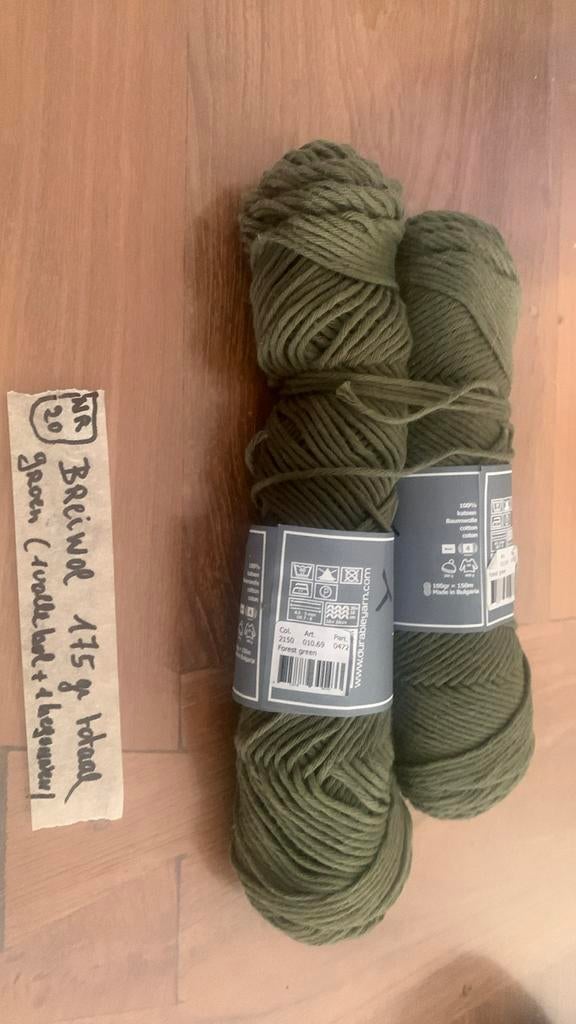 Breiwol 1 begonnen bol 1 nieuwe bol totaal 175 gr groene(20), Enlèvement, Comme neuf