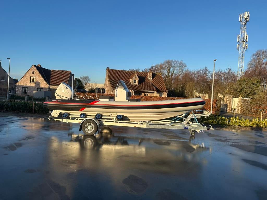 Nieuwe Hydrosport 646 + trailer, Watersport en Boten, Speedboten, Ophalen, Nieuw, 120 tot 200 pk