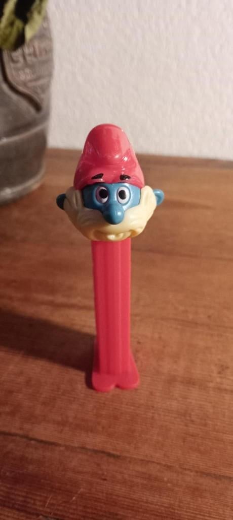 Distributeur bonbon PEZ Grand Schtroumpf, Enlèvement ou Envoi, Utilisé, Ustensile