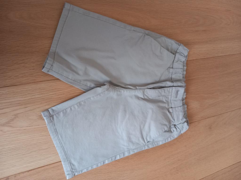 Beige short Mayoral,  8 jaar, mooie staat, Broek, Gebruikt, Mayoral, Ophalen of Verzenden