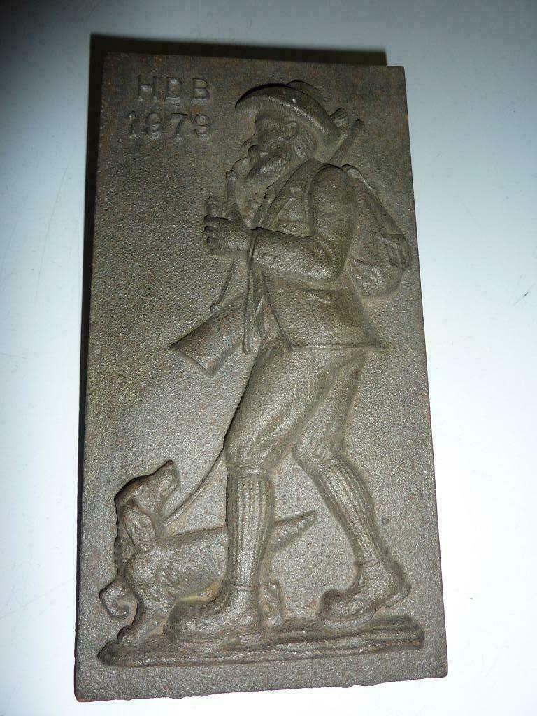 plaque en fonte chasseur 22,5 / 12 cm, Enlèvement