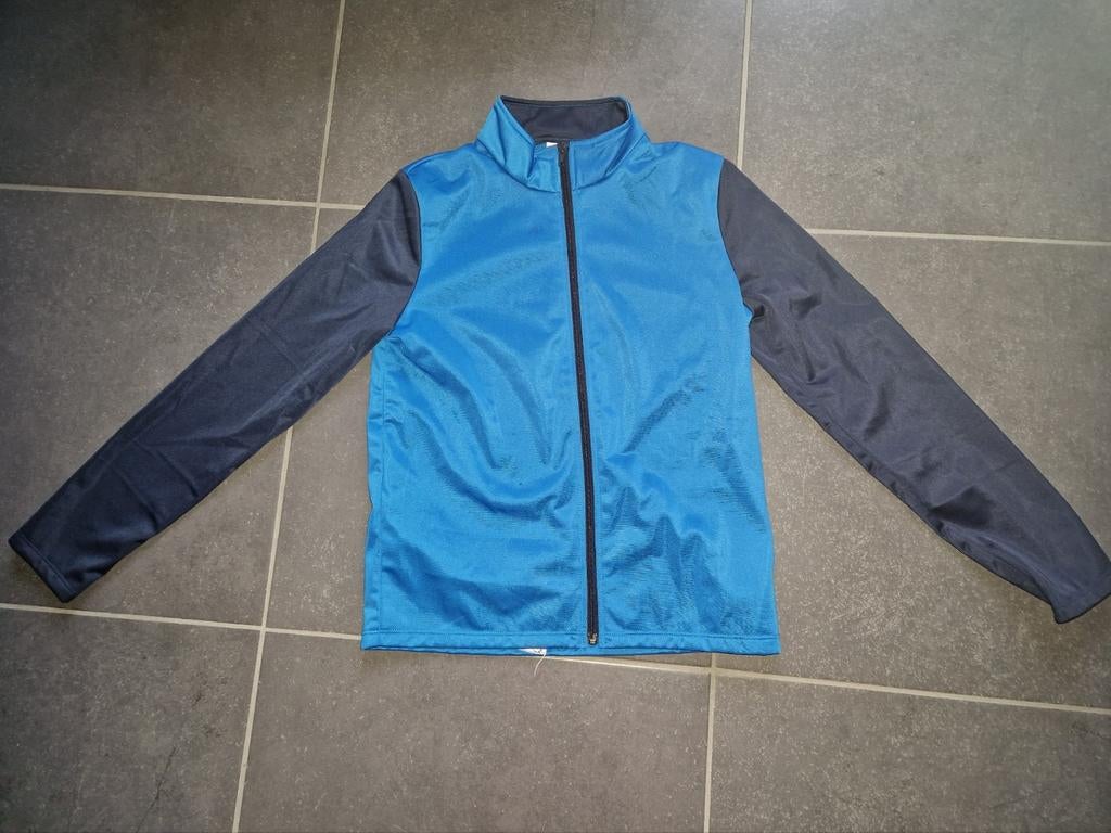 blauwe traingsvest Decathlon- maat 152, Kinderen en Baby's, Kinderkleding | Maat 152, Ophalen, Jongen of Meisje, Trui of Vest