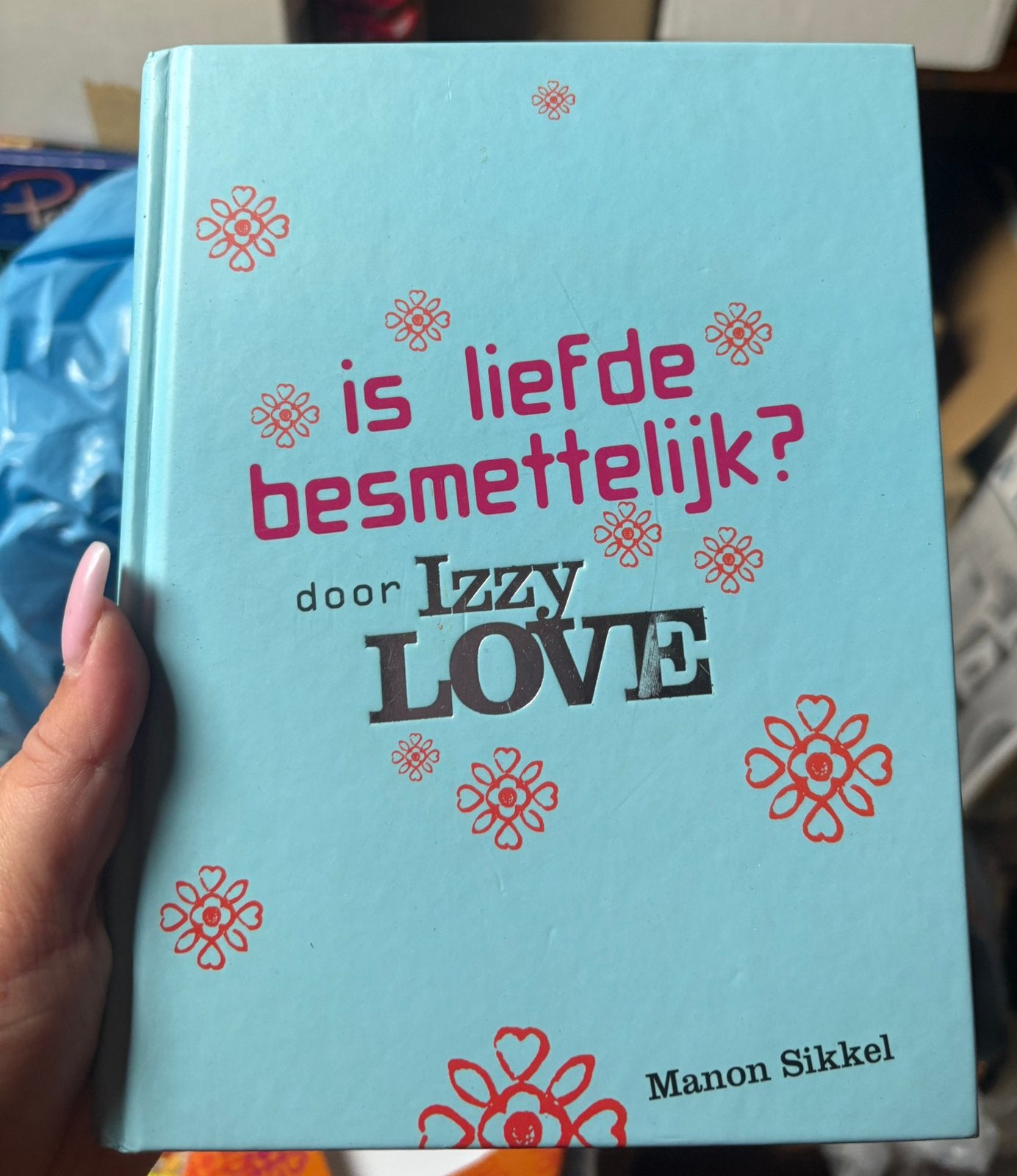 Boek: Manon Sikkel – Is liefde besmettelijk?, Ophalen of Verzenden, Nieuw