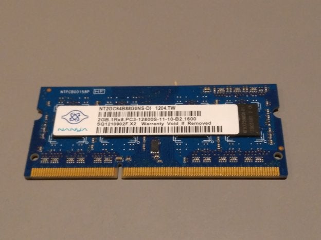 RAM Nanya 2 GB 1Rx8 PC3-12800S-11-10-B2.1600, Computers en Software, Gebruikt, DDR3, Ophalen of Verzenden, 2 GB