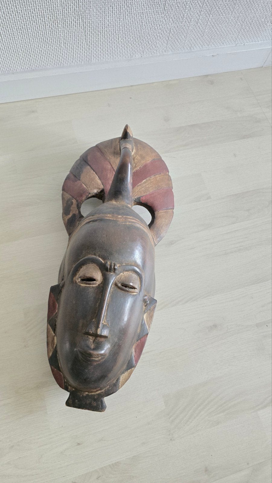 Authentiek Ivoriaans masker, Ophalen, Masker