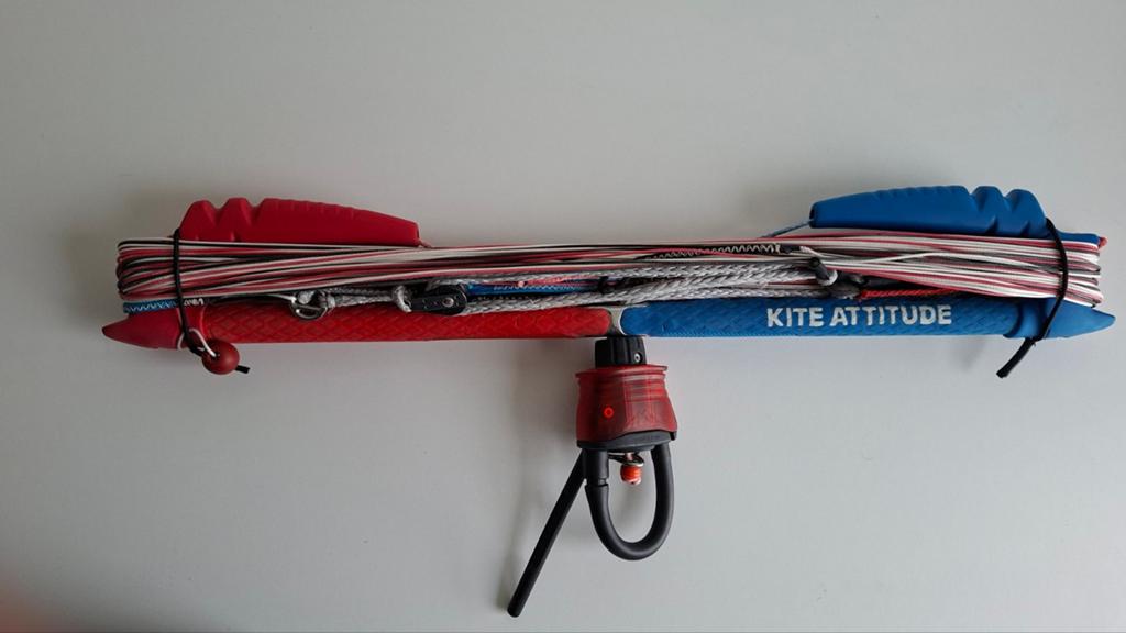 Universele school control bar van kite Attitude., Watersport en Boten, Kitesurfen, Ophalen, Zo goed als nieuw, Bar
