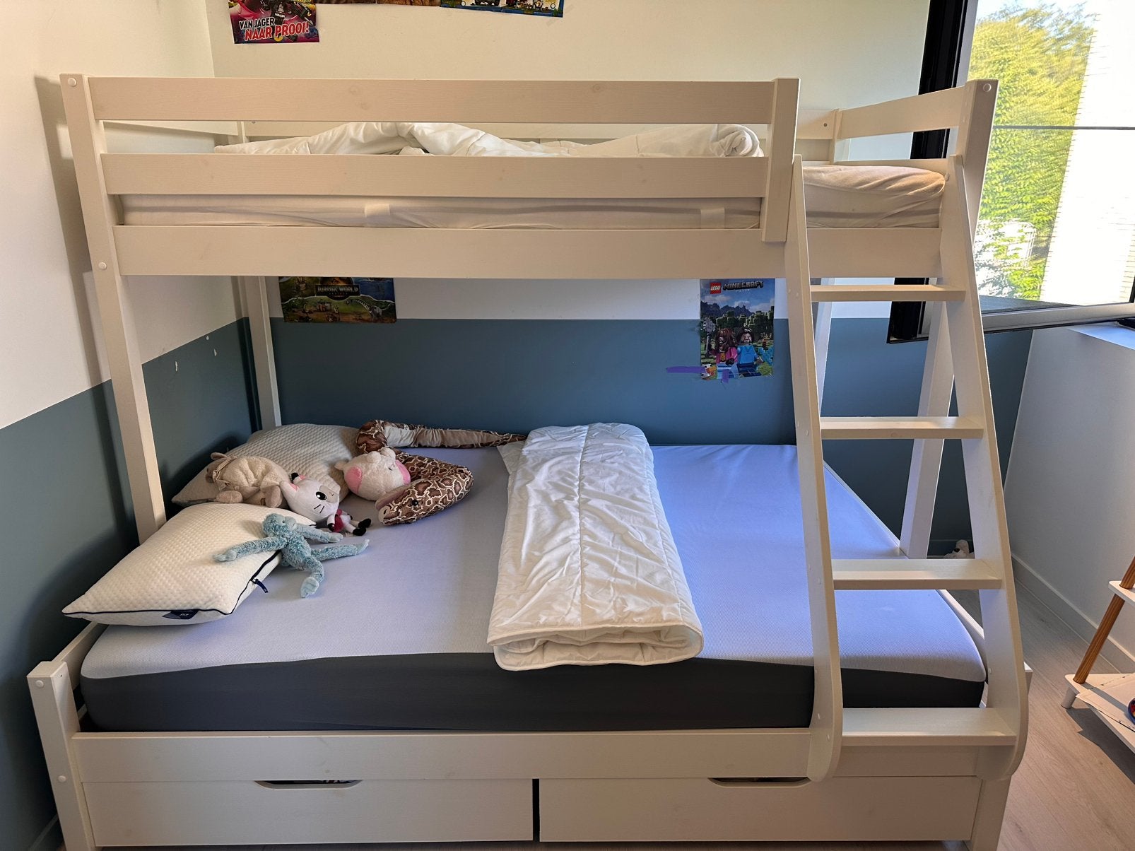 Stapelbed met groot er eronder - 140cm op 200cm, Ophalen, Zo goed als nieuw, Stapelbed