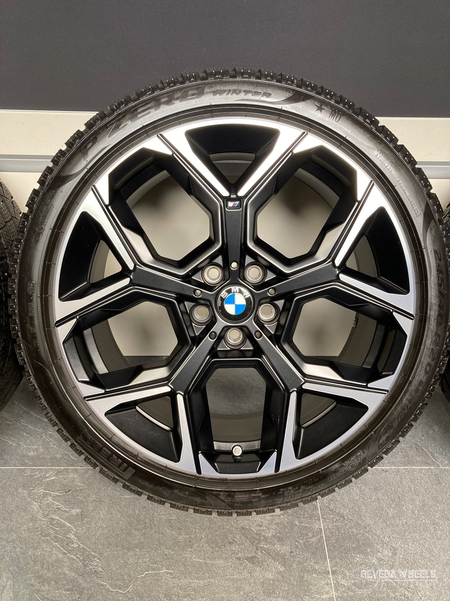 20” originele BMW X1 IX1 X2 IX2 velgen + winterbanden 872M, Auto-onderdelen, -, -, Banden en Velgen, 20 inch
