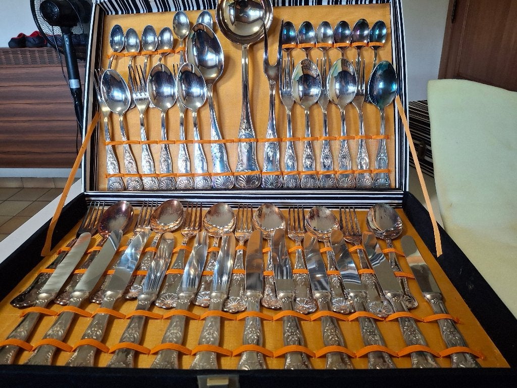 Vintage 12 delig bestek., Ophalen