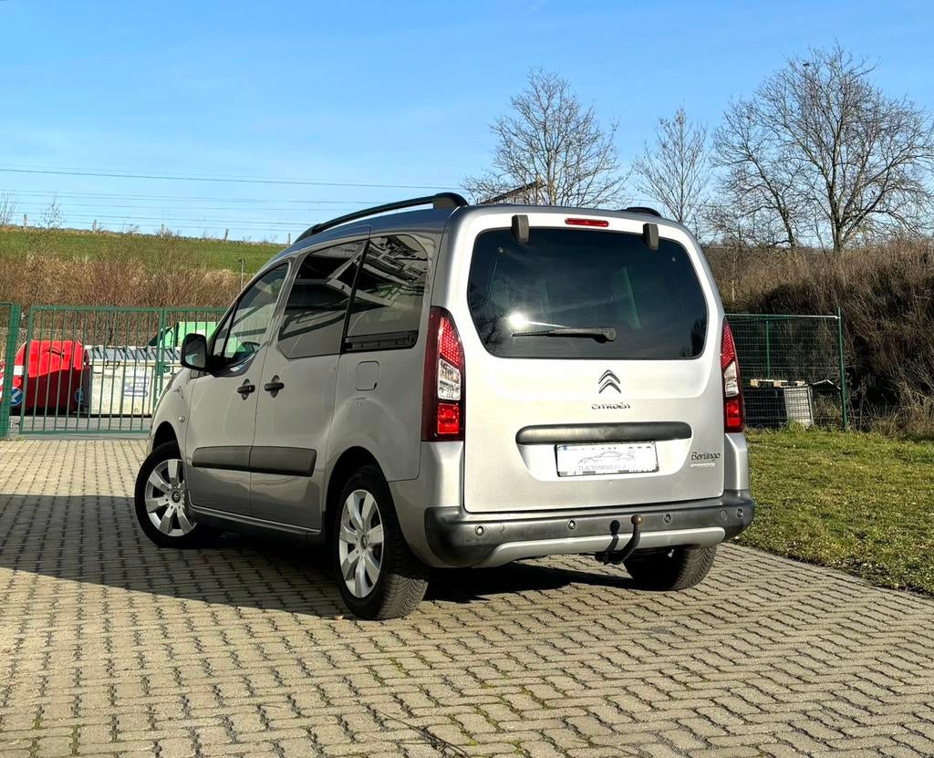 CITROEN BERLINGO 1.2i  2017, Auto's, Berlingo, Bedrijf, Te koop, Benzine