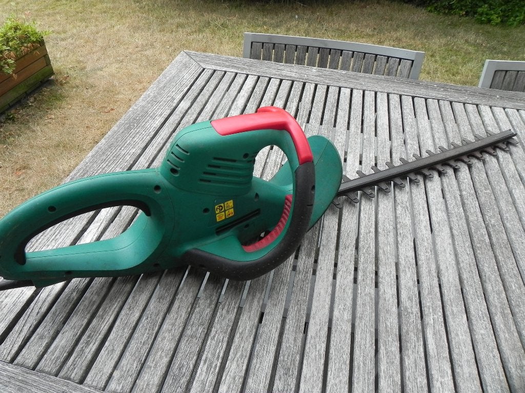 Haagschaar BOSH in uitstekende staat met 48 cm blad, Jardin & Terrasse, Taille-haies, Enlèvement, Utilisé, Électrique, Bosch