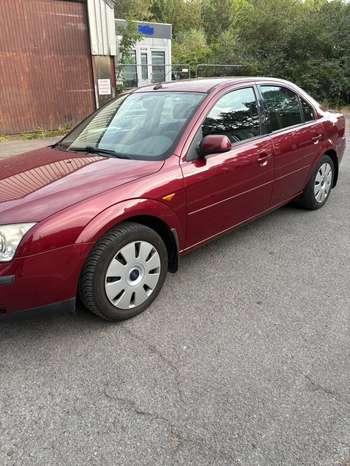 Ford mondeo 2.0tdci diesel pret à immatriculer avec carpass, Autos, Rouge, Mondeo, Boîte manuelle, Noir