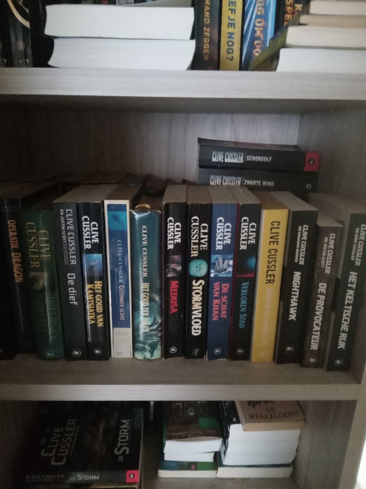 Clive cussler, Boeken, Ophalen