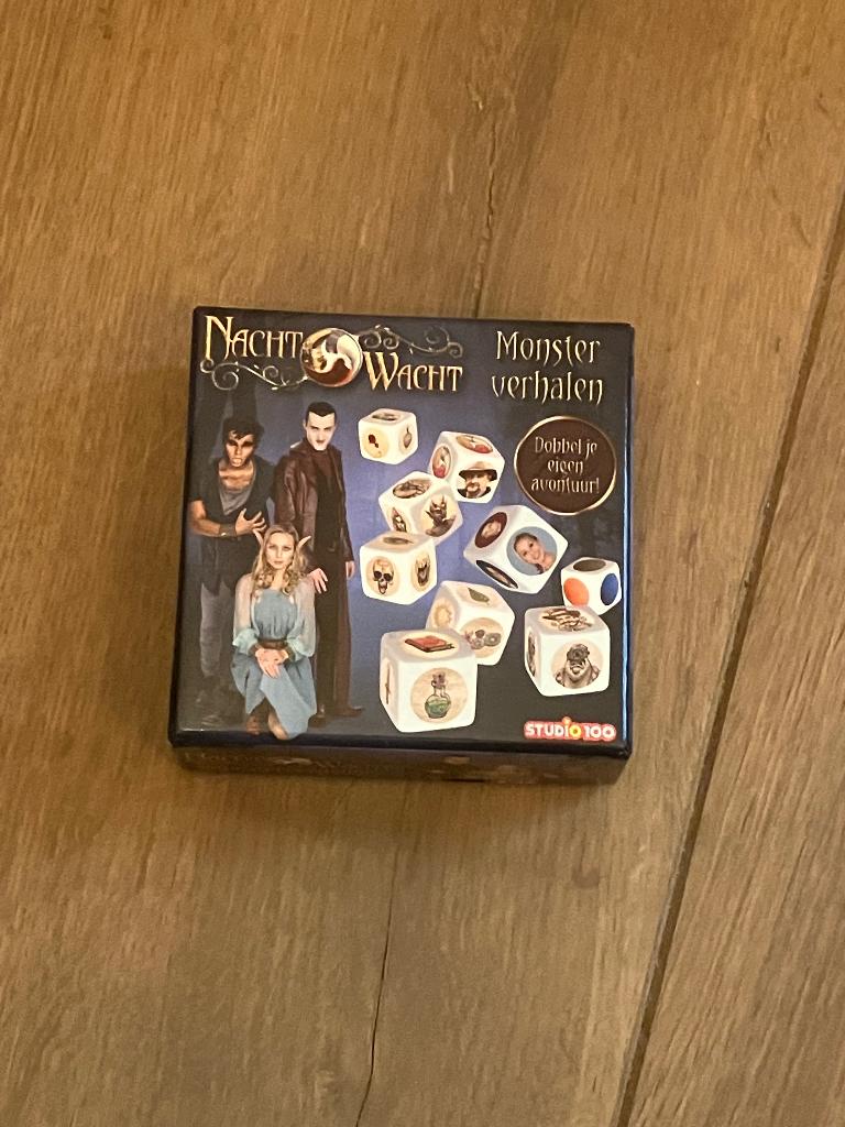 Spel - Nachtwacht - Monsterverhalen, Hobby en Vrije tijd, Ophalen of Verzenden, Zo goed als nieuw