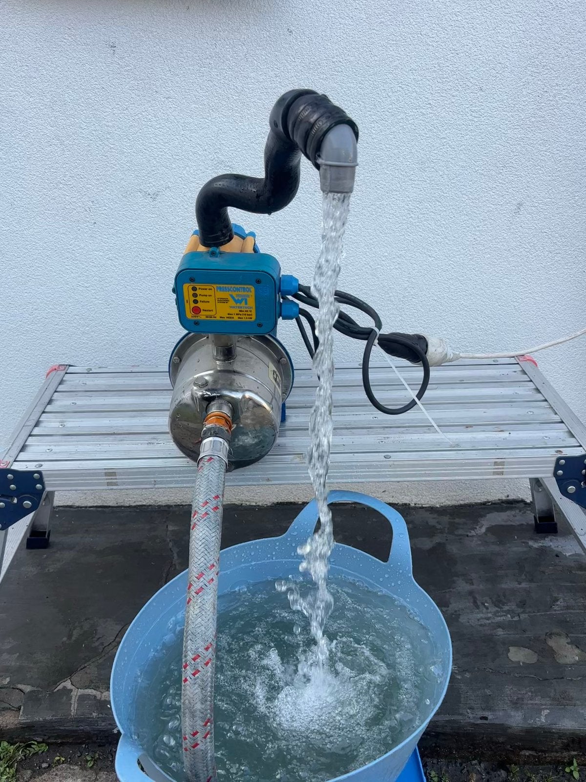 Waterpomp, Tuin en Terras, Ophalen, Zo goed als nieuw, Elektrisch, Besproeiingspomp