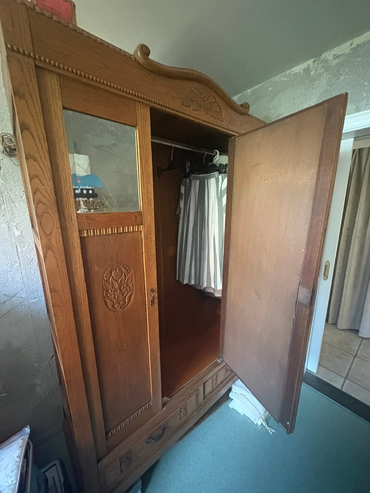 Vestiaire kast in eik, Antiek en Kunst, Antiek | Meubels | Kasten, Ophalen
