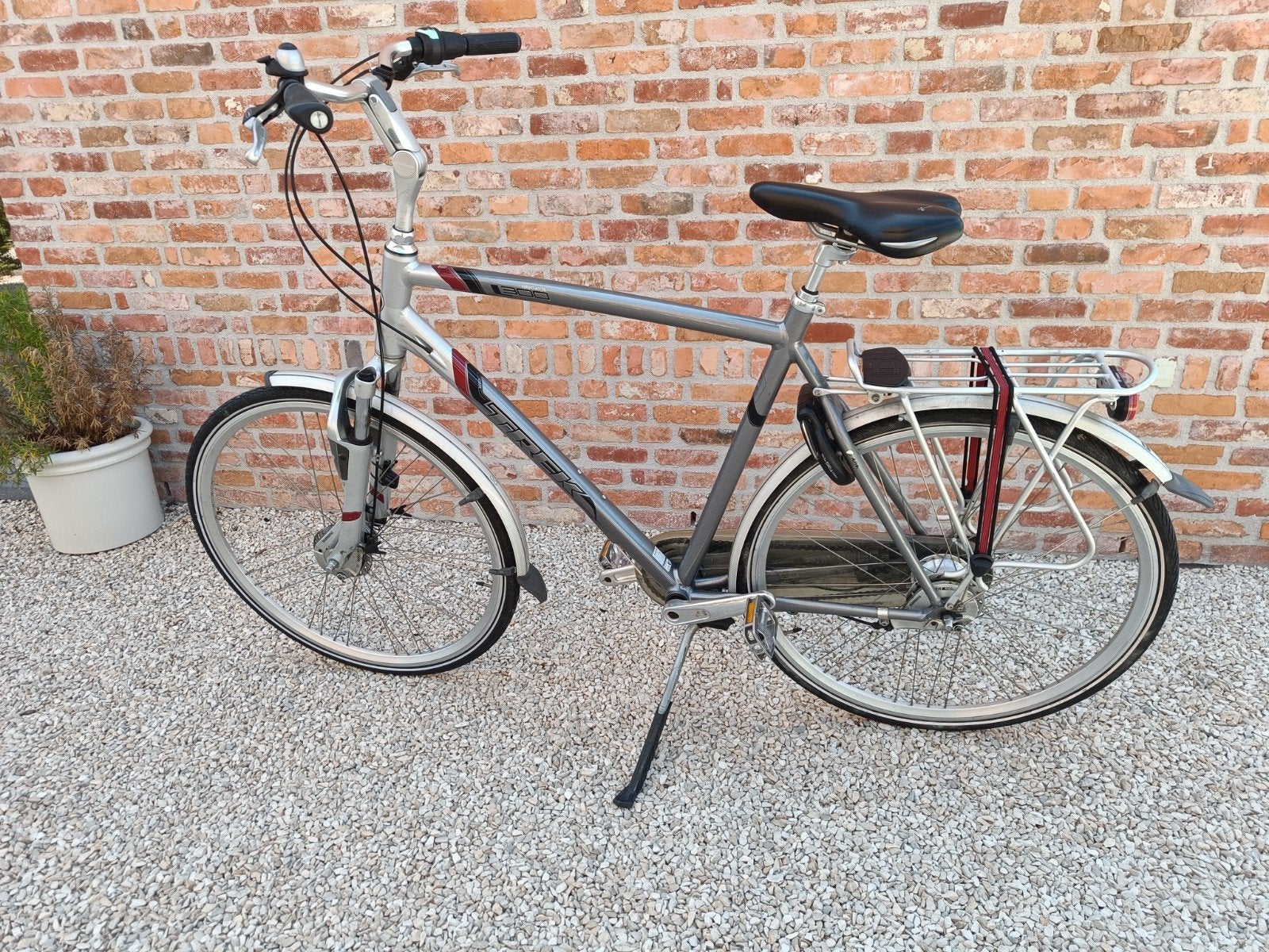 Herenstadsfiets Trek, Fietsen en Brommers, Fietsen | Heren | Herenfietsen, Gebruikt, Overige merken, 57 tot 61 cm, Versnellingen