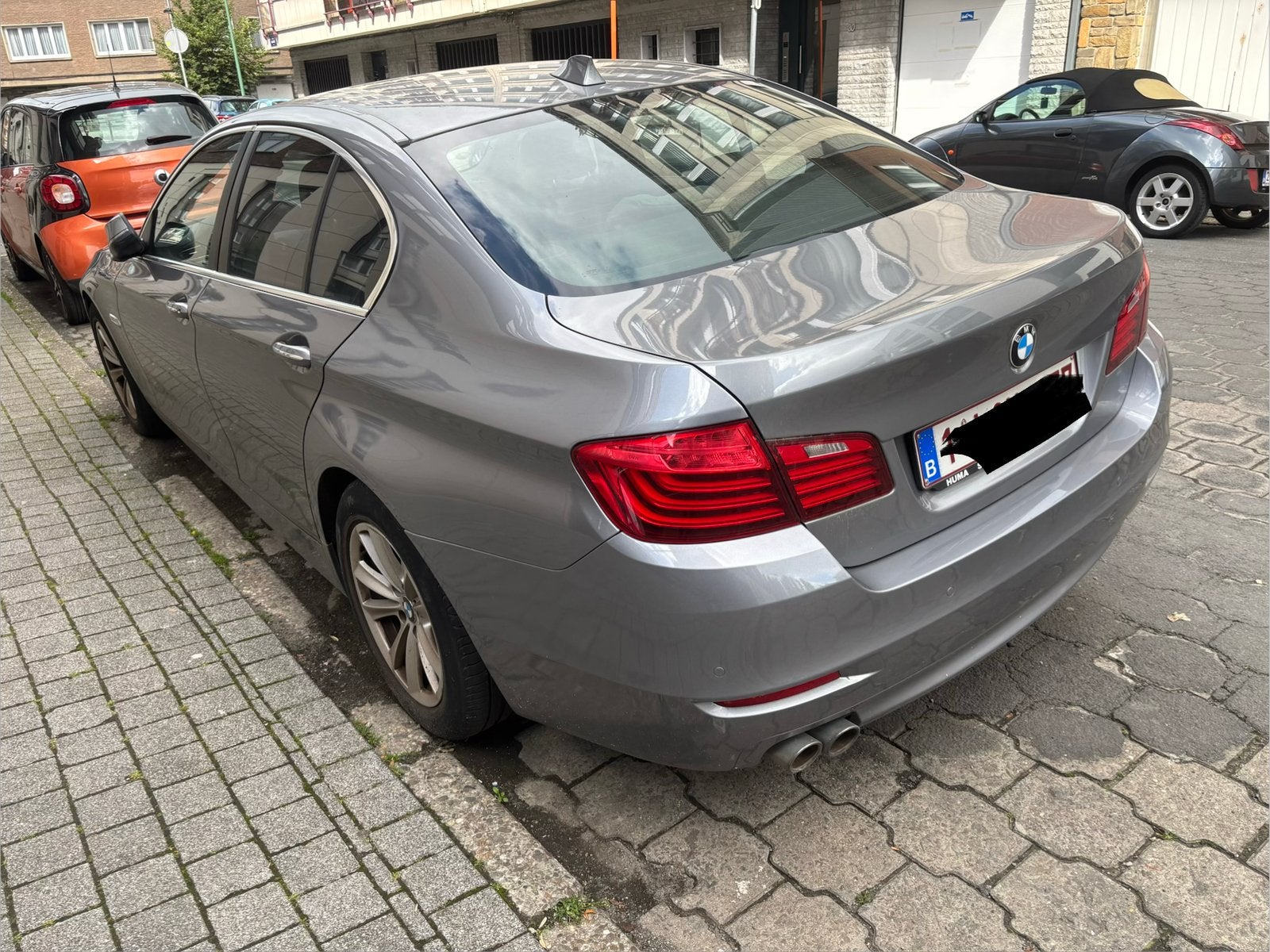 BMW520d, Cuir, Argent ou Gris, Noir, 120 kW