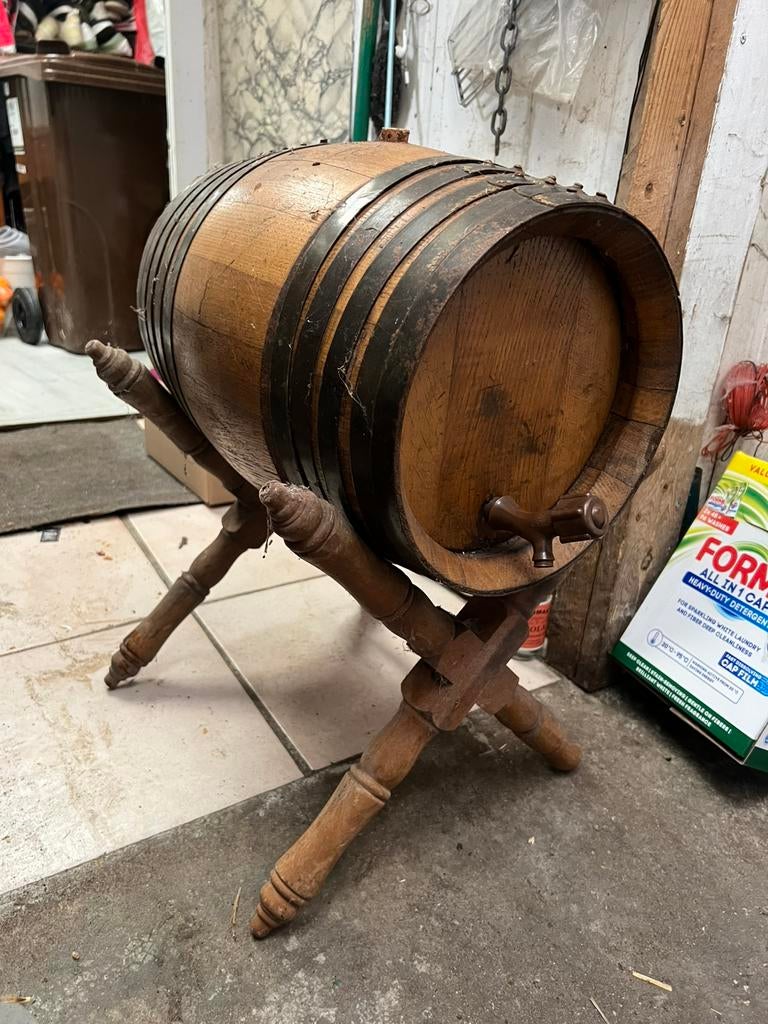 wijnvaatje tapvaatje minibarrel, Ophalen, Zo goed als nieuw