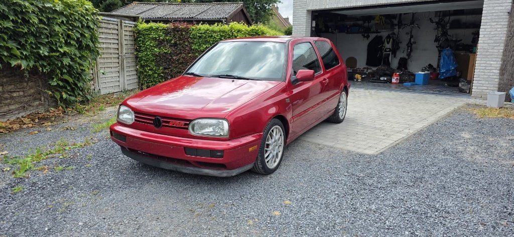 VW Golf 3 VR6 2.8 (1992) Oldtimer / Project wagen, Auto's, Voorwielaandrijving, Stof, Zwart, 128 kW