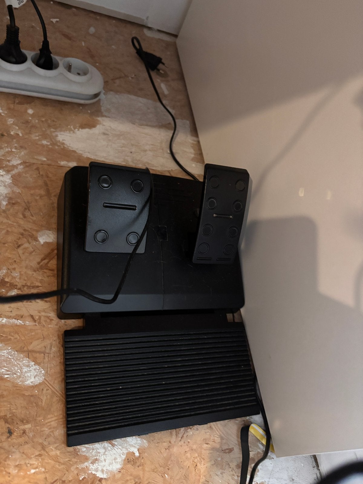 Farm sim stuur met bijhorende knoppen en pedalen, Games en Spelcomputers, Ophalen, 1 speler, Zo goed als nieuw, Eén computer